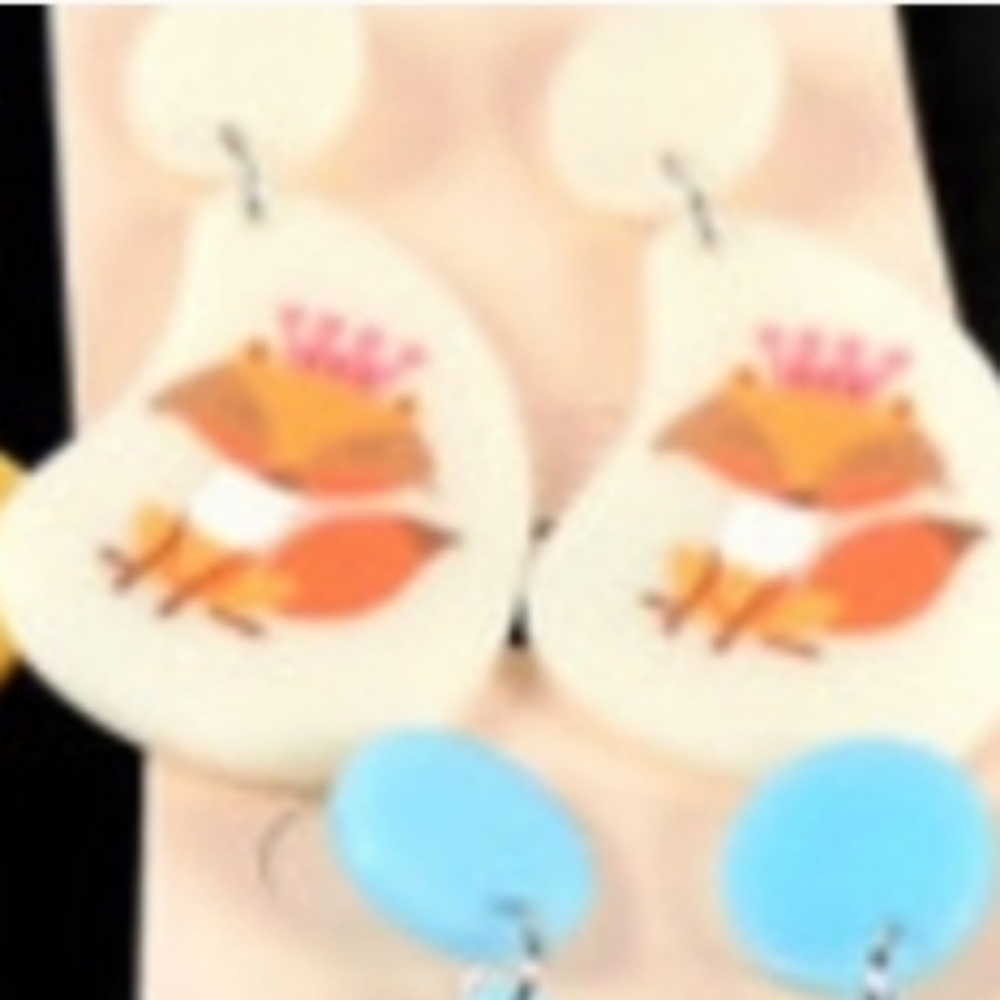 CUTE Fox king Animal Dangle Drop Earrings Acrylic Hand Painted Festive Fall NEW